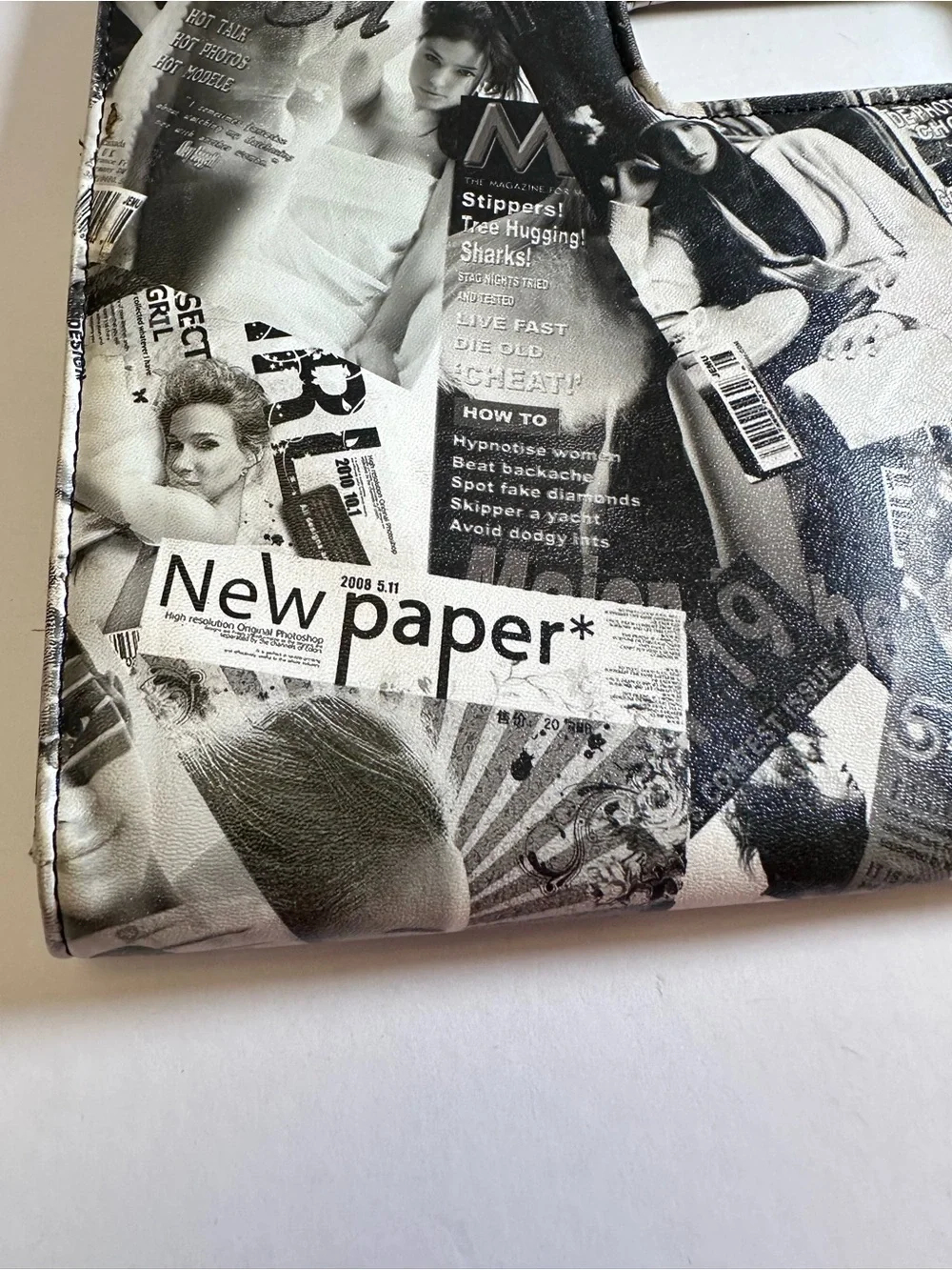🖤 Y2K IT-GIRL EDITORIAL CLUTCH — BLACK & WHITE MAGAZINE COLLAGE STATEMENT BAG